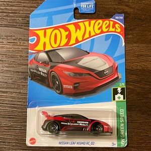 Nissan Leaf Nismo RC_02 Hot Wheels 2022 Glossy Red